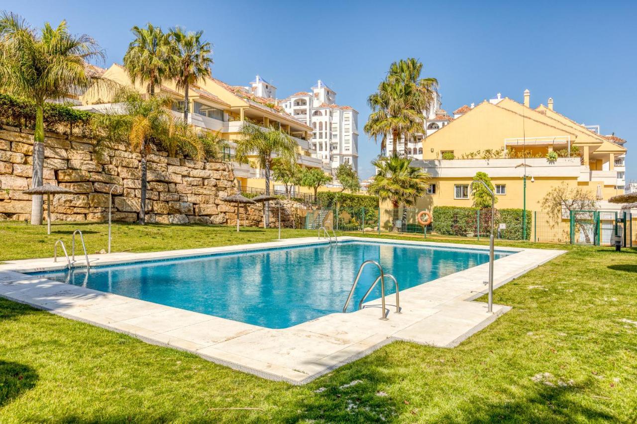 Hanami Puerto Alto Pa 3-5 Estepona Bagian luar foto